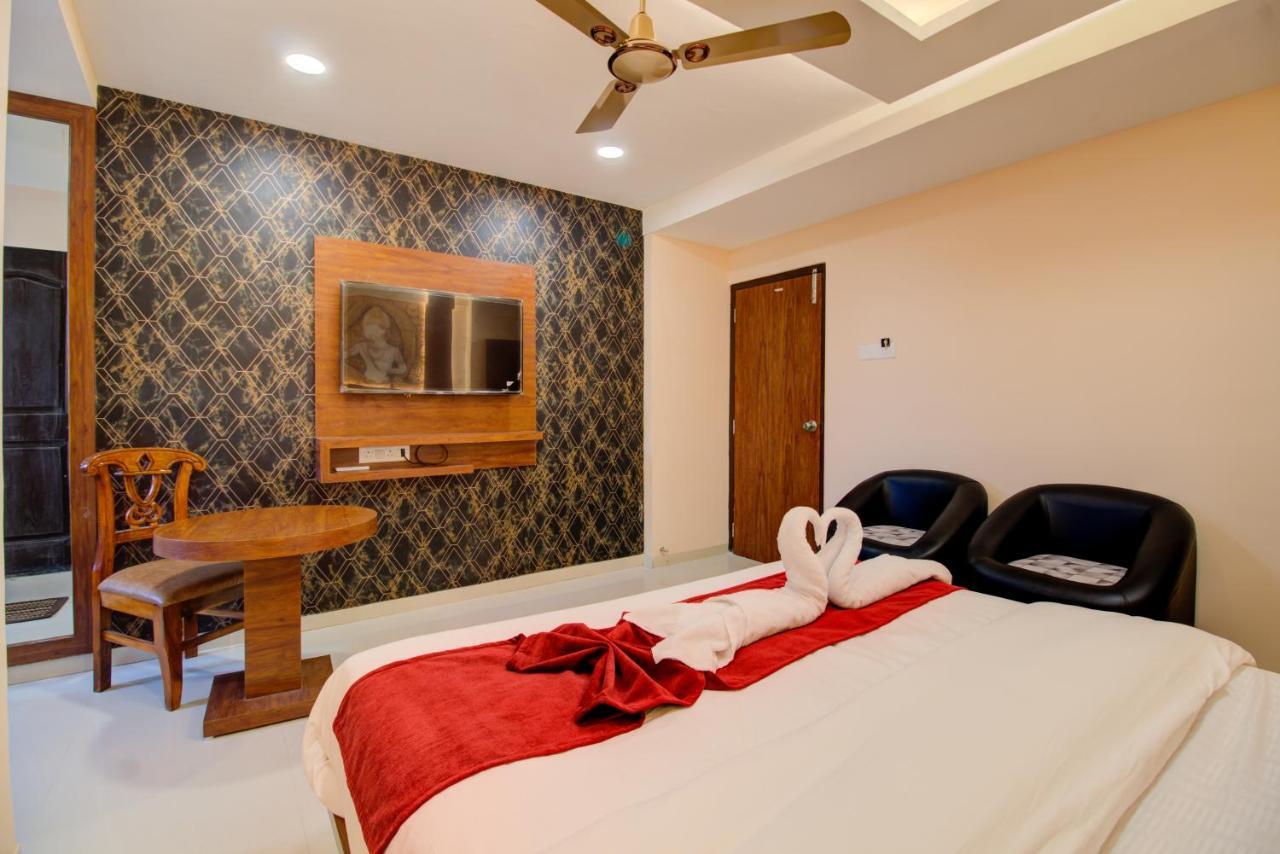 Hotel Samaira Residency,Dombivali Dive Exterior photo