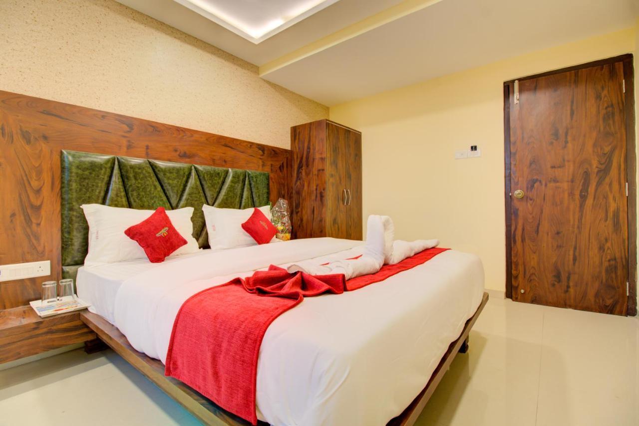 Hotel Samaira Residency,Dombivali Dive Exterior photo